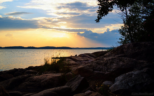 summer nature outdoor sea shore rocky silhouettes trees sky clouds light evening sauvo suomi finland landscape atx280afpro tokinaaf2880mmf28