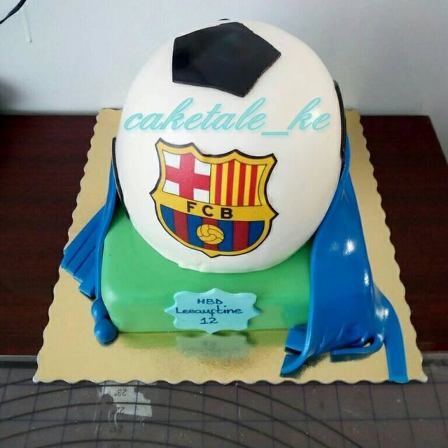 Football Themed Cake by Cake Tale Kenya