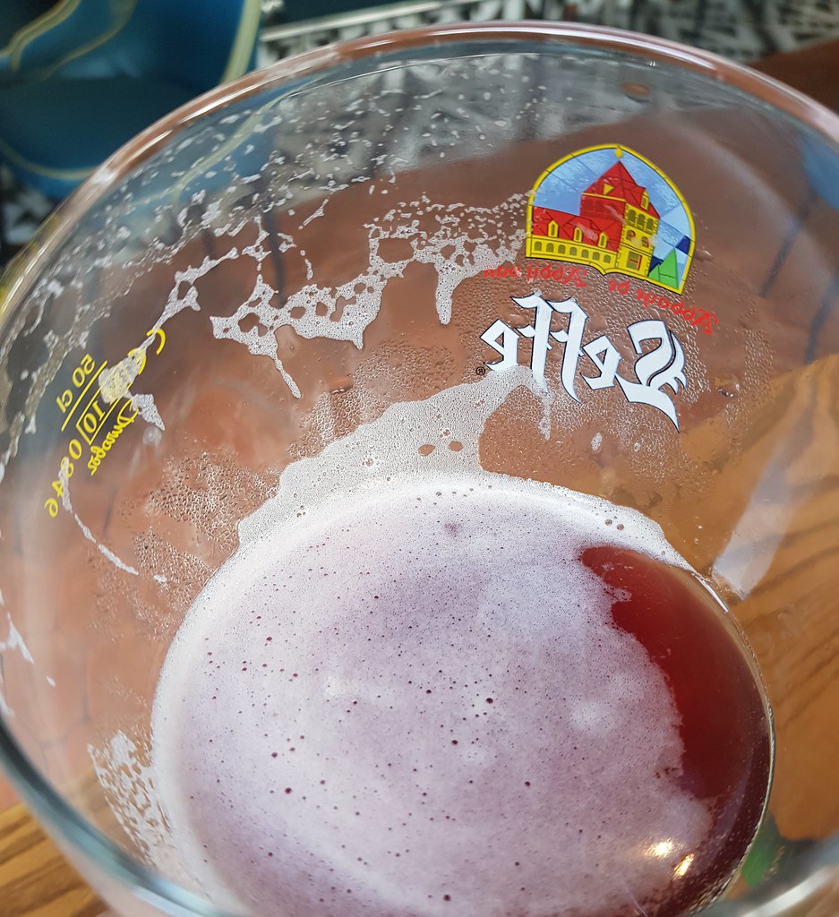 貝爾櫻桃啤酒 Belle-vue Kriek 500ml $31 ABV4.3% @ Brussels Beer Cafe at Trooicana City Mall PJ