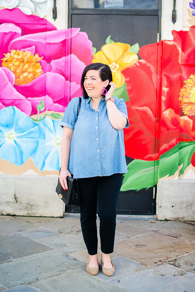 The Chambray Shirt to Wear to the Office-@headtotoechic-Head to Toe Chic