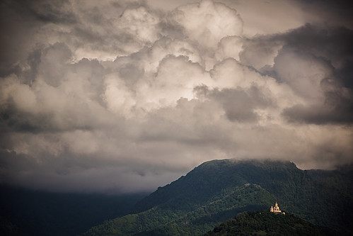 batumi batum ბათუმი adjara აჭარა georgia gürcistan sakartvelo საქართველო asia 土耳其 nikon d3300 ニコン 尼康 nikkor afs 18200mm f3556g 18200mmf3556g vr spring church hills mountains clouds