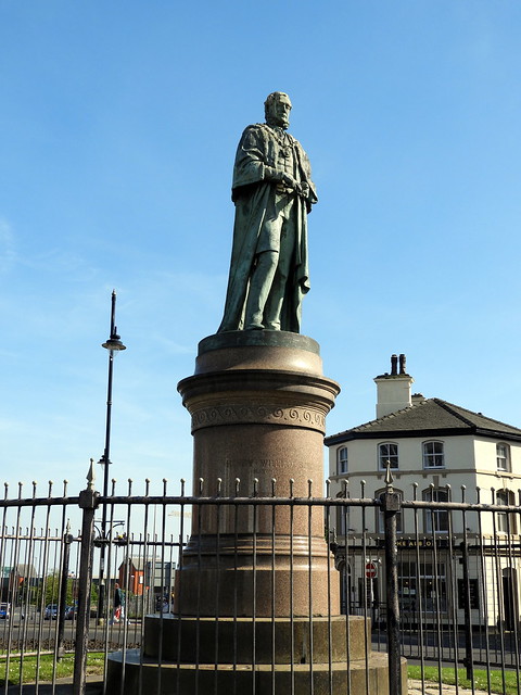 Statue of Henry Schneider