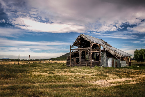 solemn d850 forgotten landscape farm serious creepy quiet barn colorful abandoned beatty oregon unitedstates us