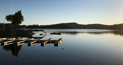 cocoabiscuit lakearrowhead california lake boat morning sunrise iphone