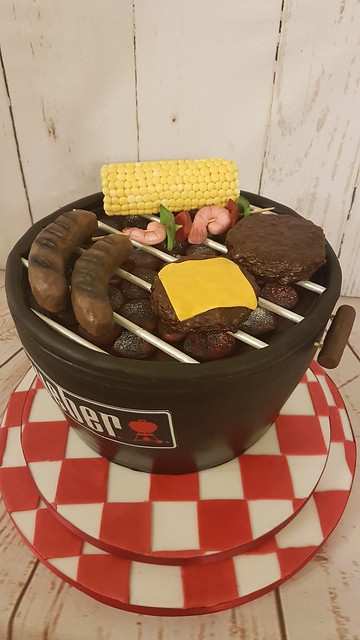 Barbeque Cake by Jo Scutt of Poppyscakes