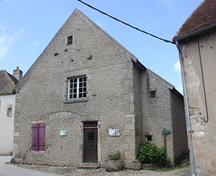 Spichlerz - Photo of Chevagny-sur-Guye