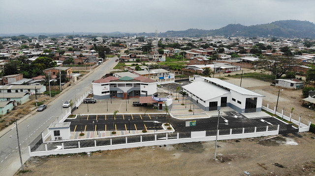 En Chone se inaugura el primer Centro de Revisión Técnica Vehicular de Manabí