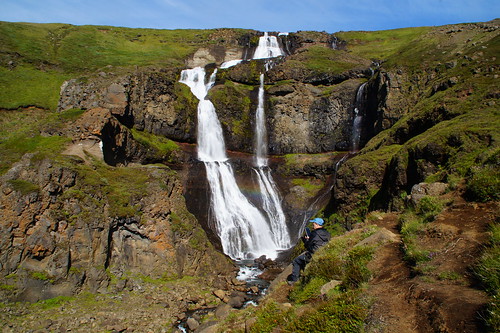 Un par de cascadas y fiordos del este, bastante coche, incluido incidente - Islandia en grupo organizado (14)
