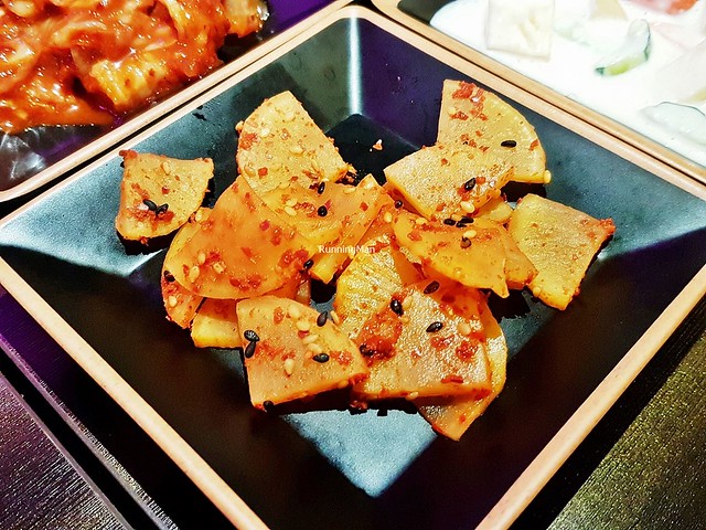 Kimchi Suk Kkakdugi / Kimchi Cubed Boiled Pickled Daikon Radish