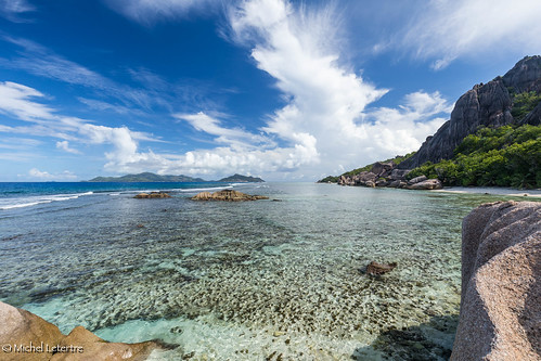 ladigue seychelles sc îledepraslin granit ansesourcedargent corail michelletertre paysage landscape ciel sky océanindien indianocéan côte coast îles
