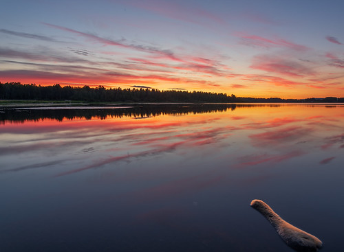 Sweden's Incredible, Glorious Summer Sunsets. Photographer Benny Høynes