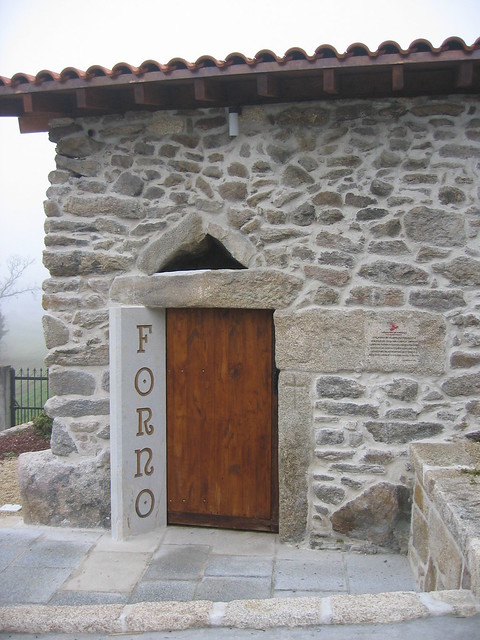 Forno comunal de Vilariño das Poldras (Sandiás - Ourense)