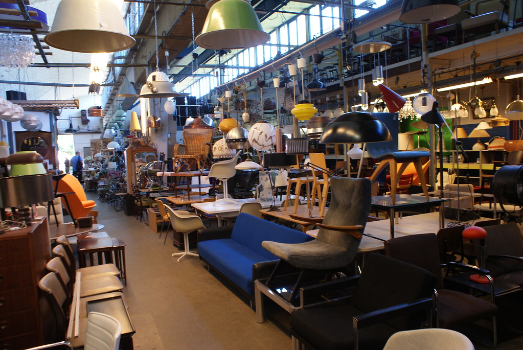 Van Dijk and Ko, mobiliers, lampes et objets déco dans le nord d'Amsterdam.