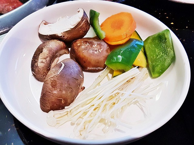 Assorted Vegetables Raw - Shiitake Mushroom, Carrot, Pumpkin, Green Bell Pepper, Golden Mushroom