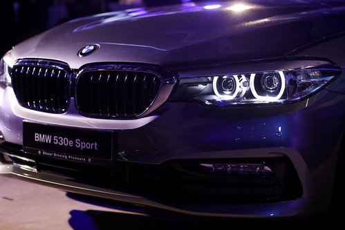 2. The All-New BMW 530e Sport