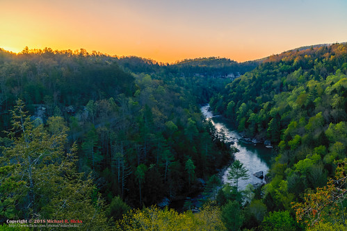 hdr hiking howardmill lancing landscape lillybluffoverlook nationalpark nature overlook sonya6500 sonyimages spring sunrise tennessee unitedstates wildtn wildtennessee outdoors camera:make=sony exif:lens=epz18105mmf4goss geo:country=unitedstates exif:make=sony geo:lon=84717775 geo:city=lancing exif:focallength=18mm geo:state=tennessee exif:isospeed=100 geo:lat=36100885 geo:location=howardmill exif:aperture=ƒ16 camera:model=ilce6500 exif:model=ilce6500