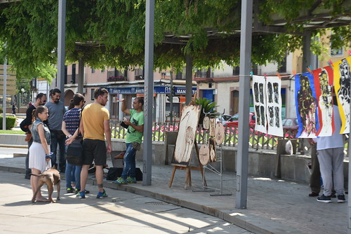 Primer Domingo de Arte de Ateneo Andaluz en la Plaza del Arenal