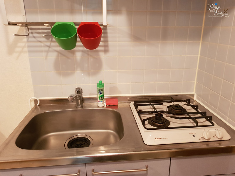 airbnb shibuya apartment kitchen