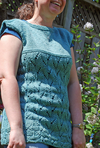 Handspun Romeldale/CVM dyed yarn in Talland Tee tunic by irieknit