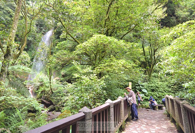 yangmingshan national park juansi waterfall