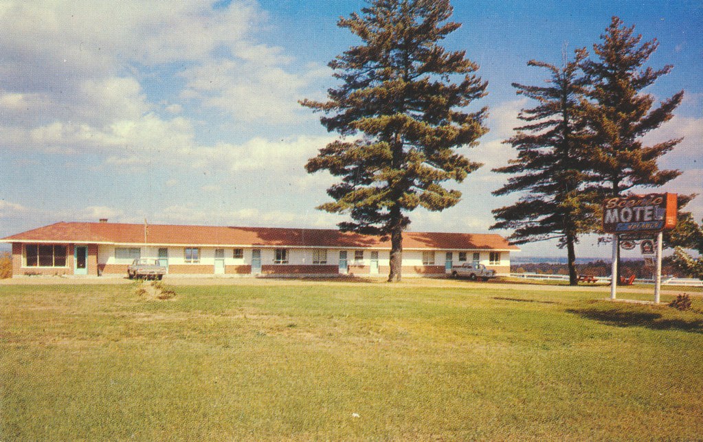 Scenic Motel - Pembroke, Ontario