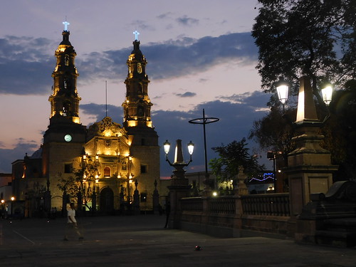 sunset mexico aguascalientes plazadearmas downtown atardecer catedral church may