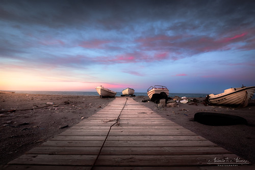 playa beach pasarela walkway madera wood barco bote boat sky dawn sunrise amanecer nikon d750 tamron 1530 15mm landscape seascape paisaje