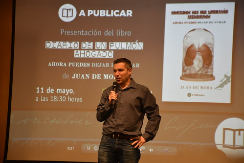 Presentación del libro Diario de un pulmón ahogado de Juan de Mora