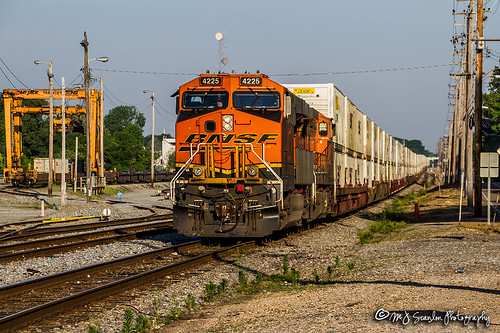 264 bnsf bnsfqlacaug bnsfrailway burlingtonnorthernsantafe business canon capture cargo color commerce container digital eos es44c4 engine freight ge gevo haul horsepower image impression intermodal jbhunt landscape locomotive logistics mjscanlon mjscanlonphotography memphis merchandise mojo morning move mover moving ns ns264 nsharrisyard norfolksouthern outdoor outdoors perspective power qlacaug rail railfan railfanning railroad railroader railway scanlon tennessee track train trains transport transportation view ©mjscanlon ©mjscanlonphotography