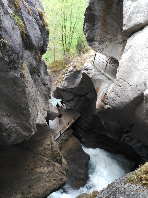 Escapada en familia a Ginebra (4 dias) - Blogs de Suiza - Etapa 2, Lauterbrunnen, el valle de las cascadas (5)