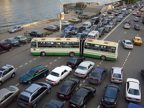 1200px-Moscow_traffic_congestion