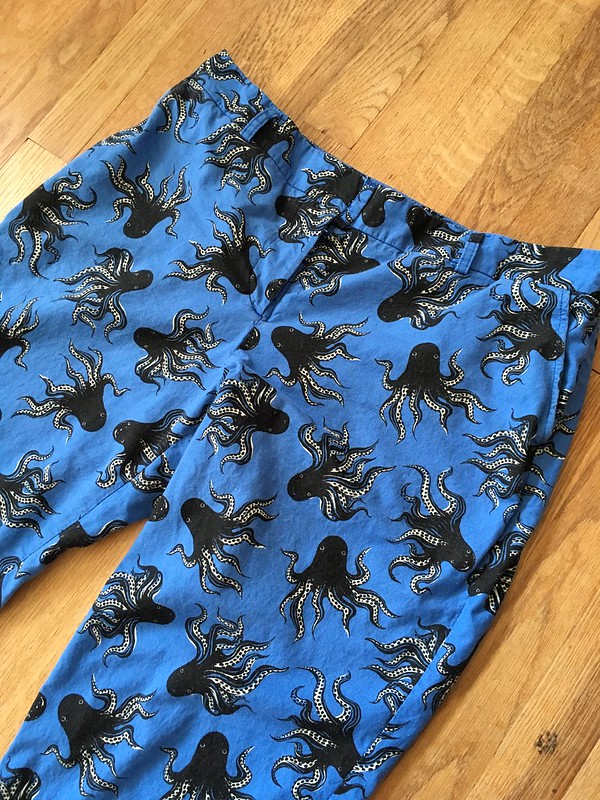 Simplicity 1696 Slim Pants...in Octopus fabric