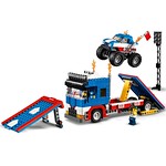 LEGO 31085 Stunt Truck Transporter 6