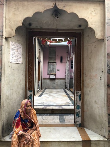 City Faith - Shakuntala Devi's Shiv Temple, Paharganj