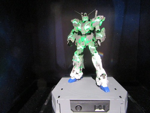 RG 1/144 Unicorn Gundam [Destroy Mode] Lighting Model ver. TWC