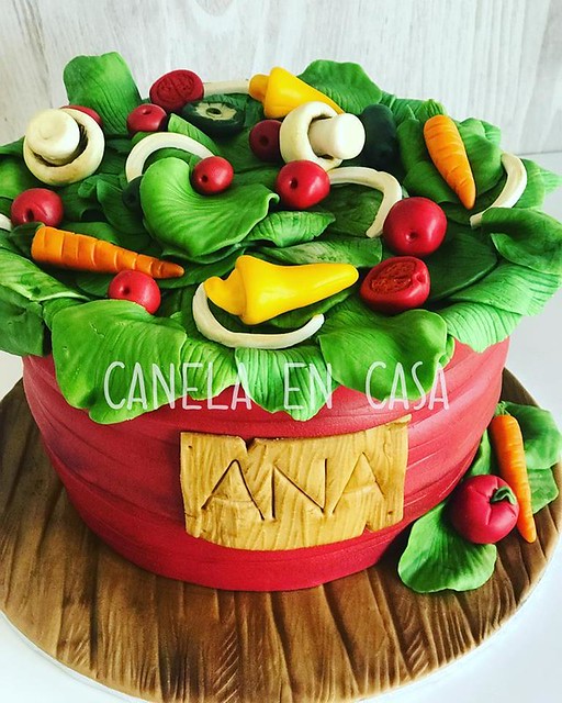 Cake from Canela En Casa by Yine Crosa