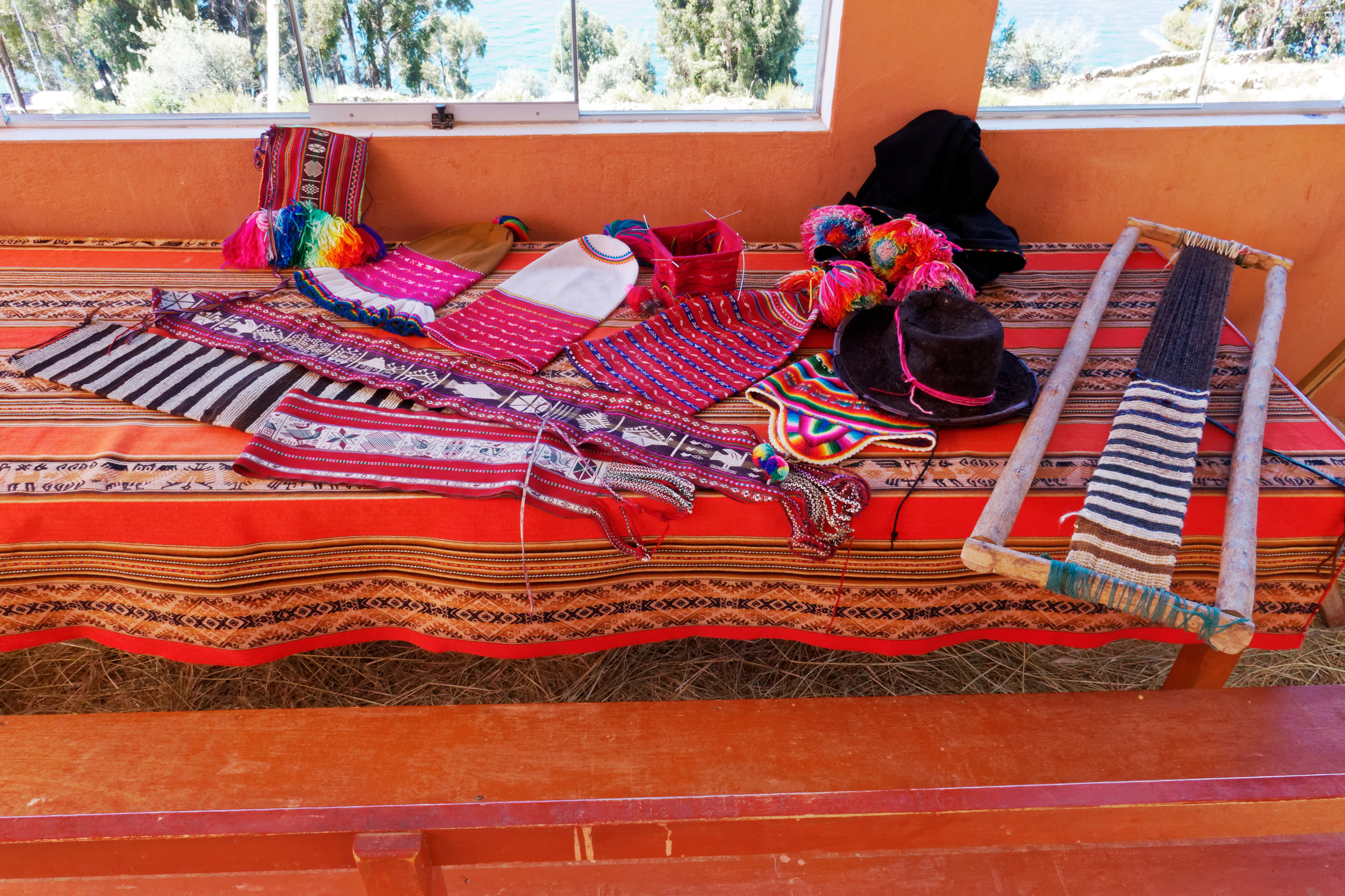 Taquile hats and other knitted and woven garments