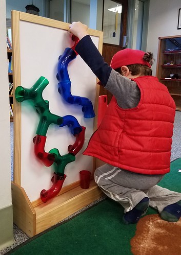 magnetic tunnel marble run
