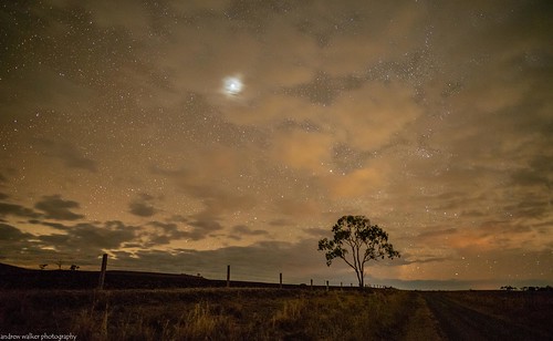 nightscape stars cloud light pollution astrophotography darling downs queensland australia