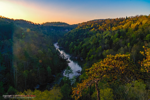 hdr hiking howardmill lancing landscape lillybluffoverlook nationalpark nature overlook sonya6500 sonyimages spring sunrise tennessee unitedstates wildtn wildtennessee outdoors camera:make=sony exif:lens=epz18105mmf4goss geo:country=unitedstates exif:make=sony geo:lon=84717775 geo:city=lancing exif:focallength=18mm geo:state=tennessee exif:isospeed=100 geo:lat=36100885 geo:location=howardmill exif:aperture=ƒ22 camera:model=ilce6500 exif:model=ilce6500