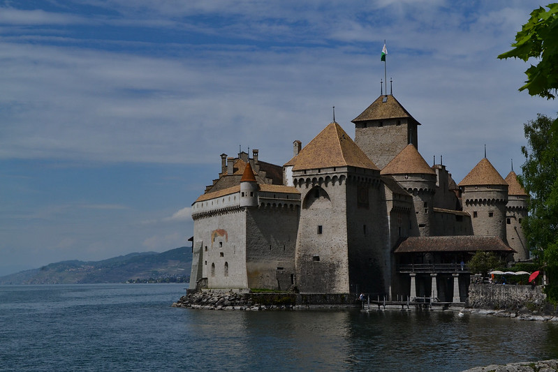 Escapada en familia a Ginebra (4 dias) - Blogs de Suiza - Etapa 1 Llegada y Castillo Chillón + Gruyères (6)
