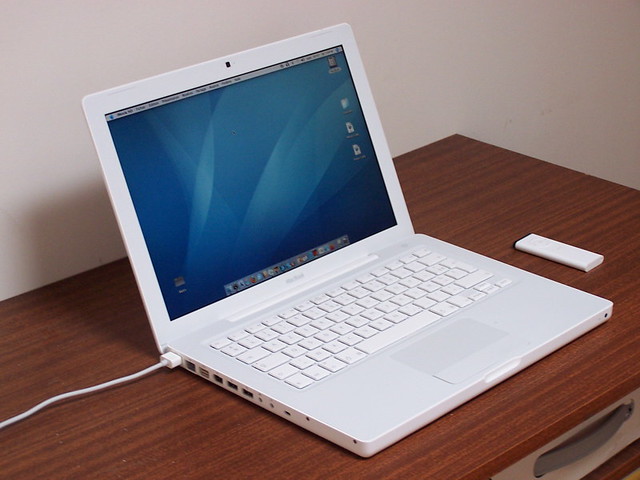 MacBook from Flickr via Wylio