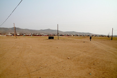 travel countryside village dirt mongolia desolate badunara