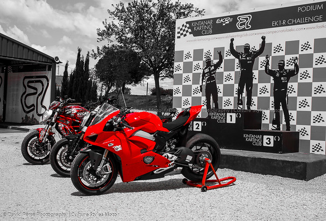 Photo Shotting Ducati's Stunt Emilio Zamora