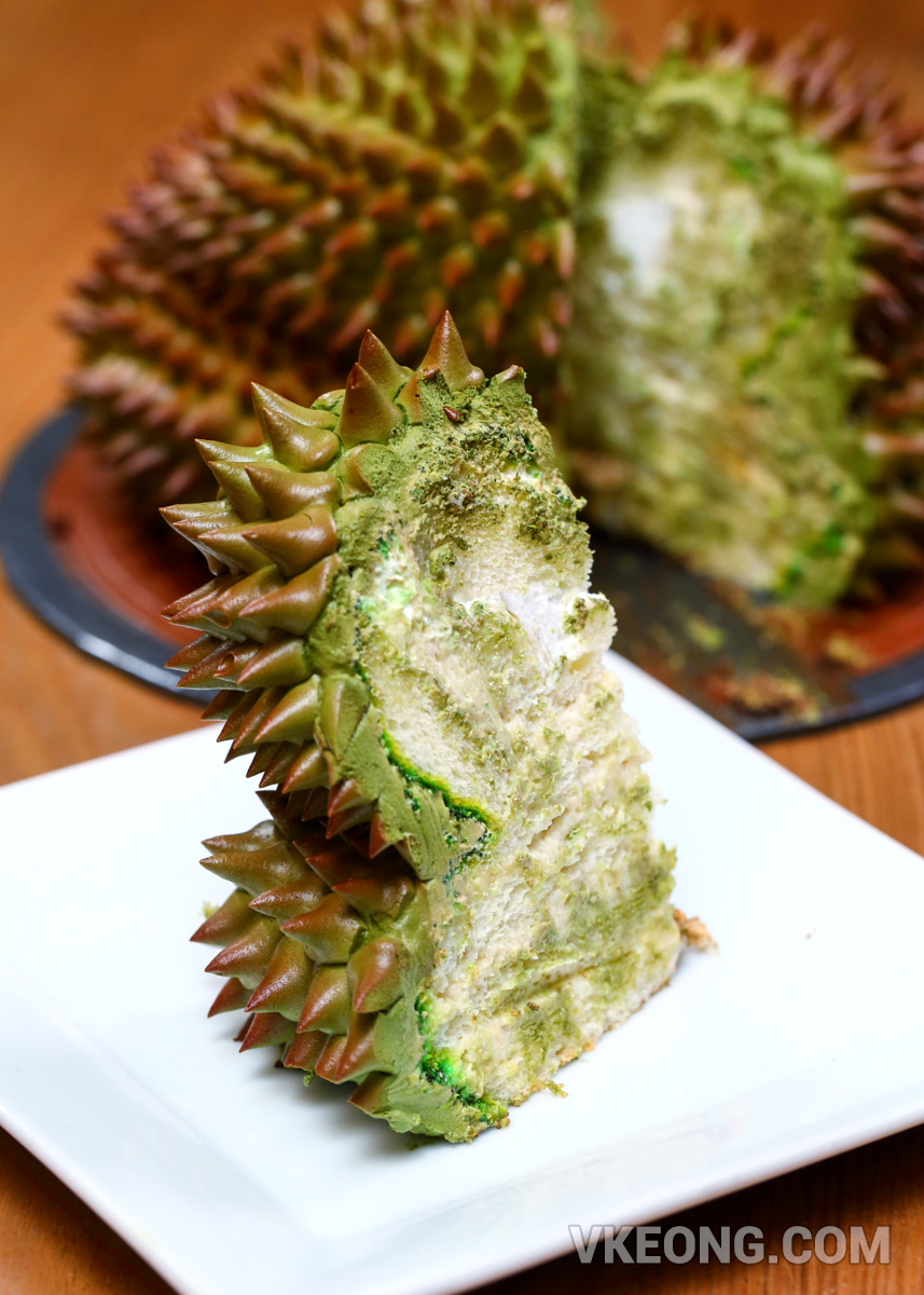 3D-Fresh-Cream-Durian-Cake