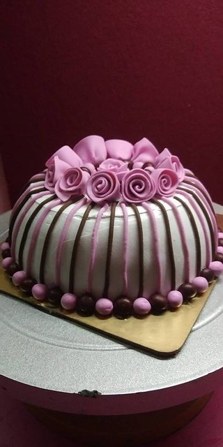 Cake by K2 Cakes N Chocolates