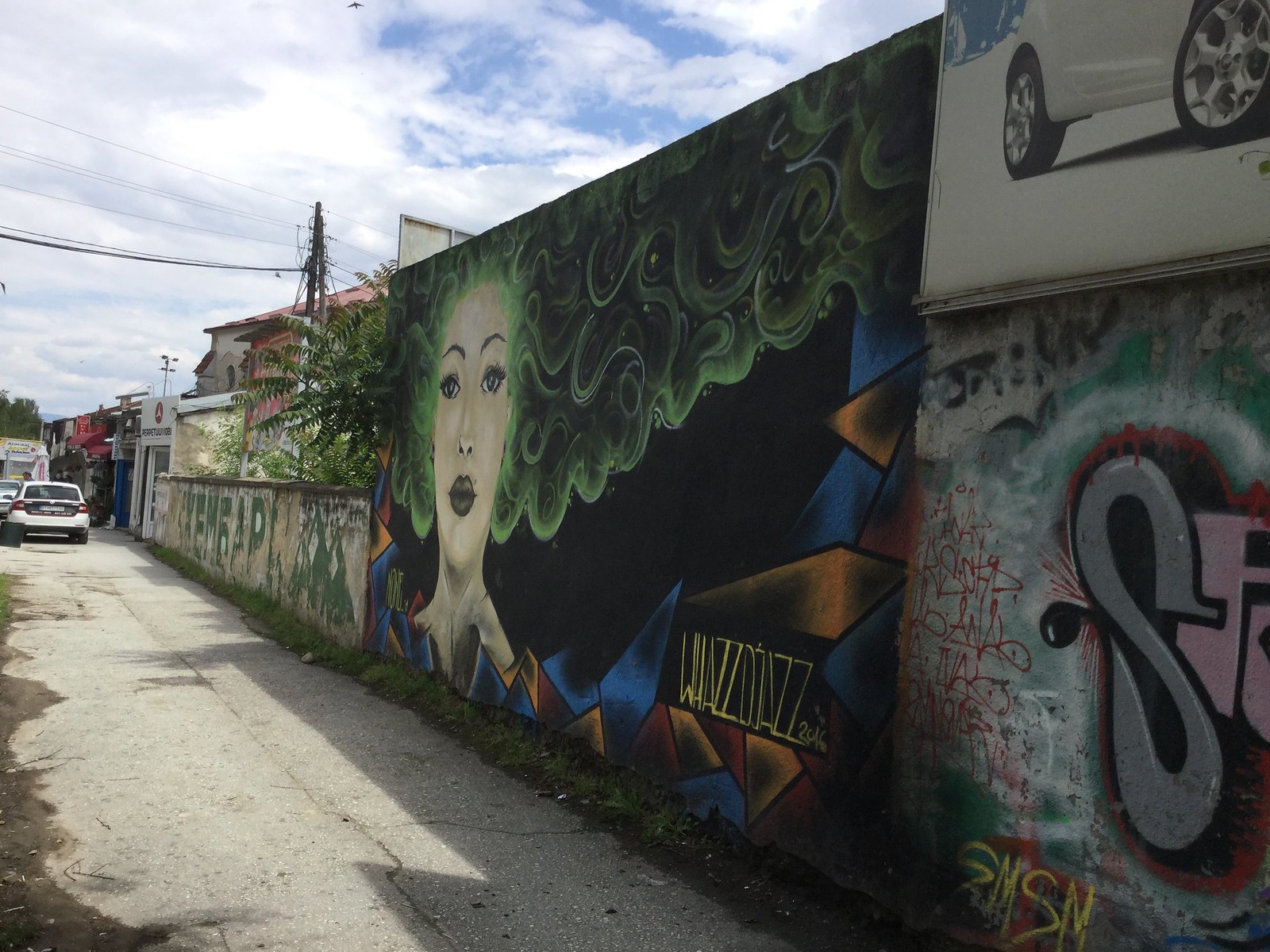 201705 - Balkans - Neon Woman Graffiti (full view) - 40 of 46 - Bitola, May 27, 2017