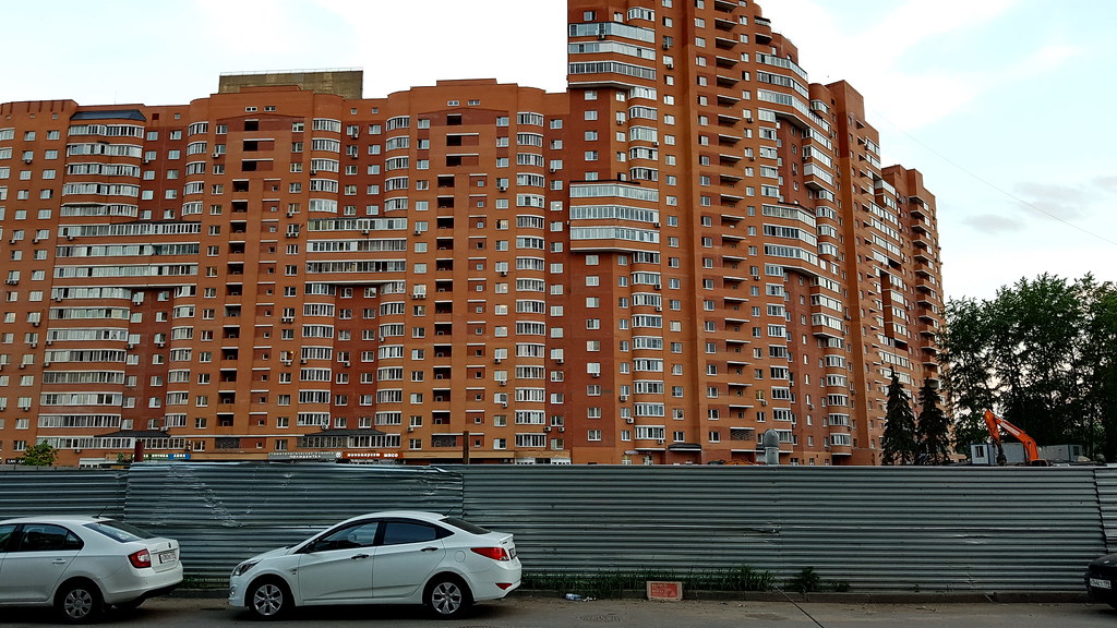 Национальное гетто в спальном районе Москвы 20180517_200337