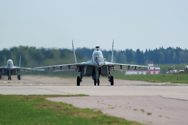 Mikoyan-Gurevich_MiG-29UBM_RF-90853_51blue_Russia-Airforce_026_D808312