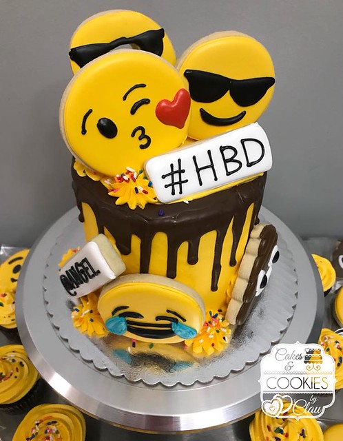 Emoji Cake from Cakes & Cookies by Clau